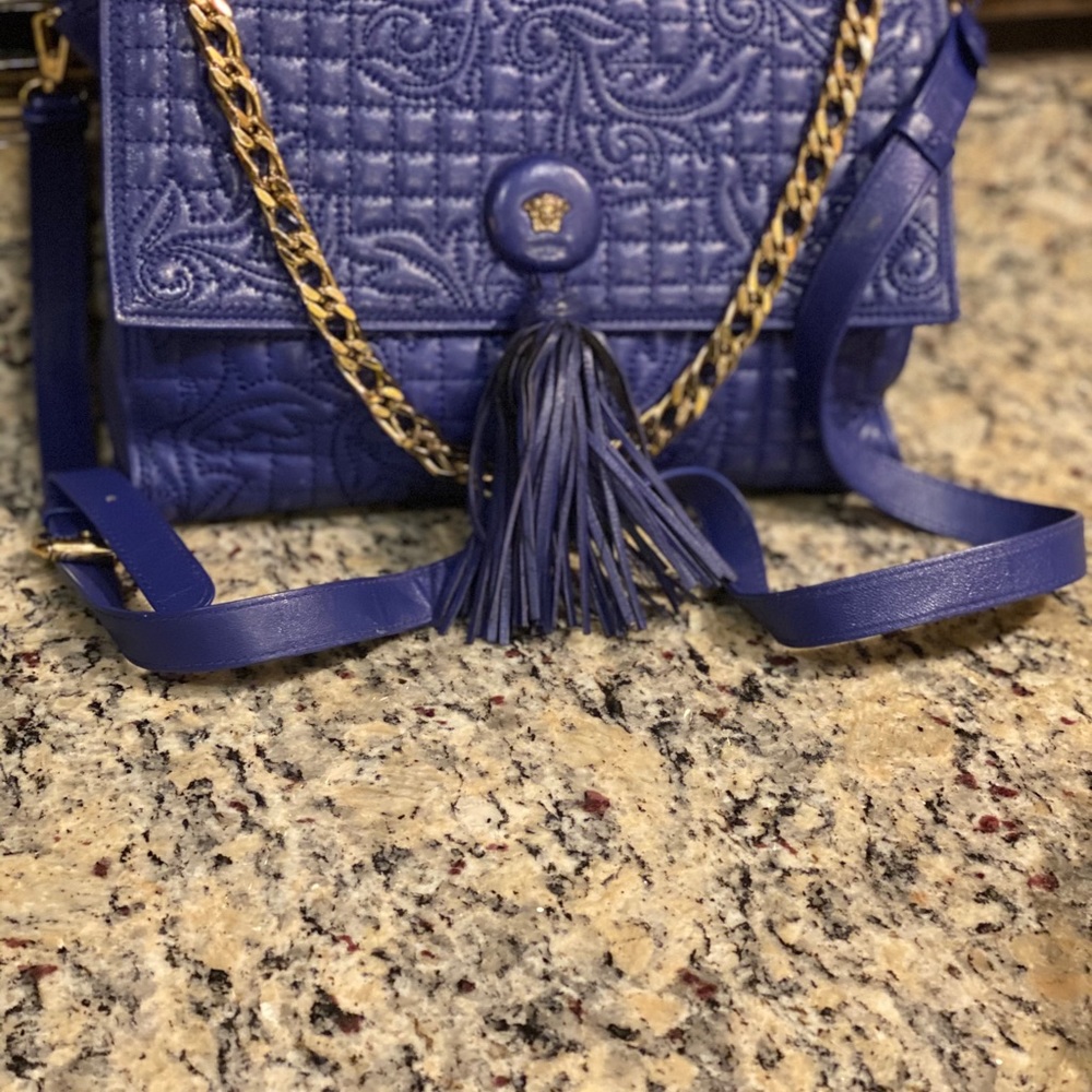 Authentic Versace Vanitas crossbody bag. Please check Picture 14 for the damage - Picture 16 of 16